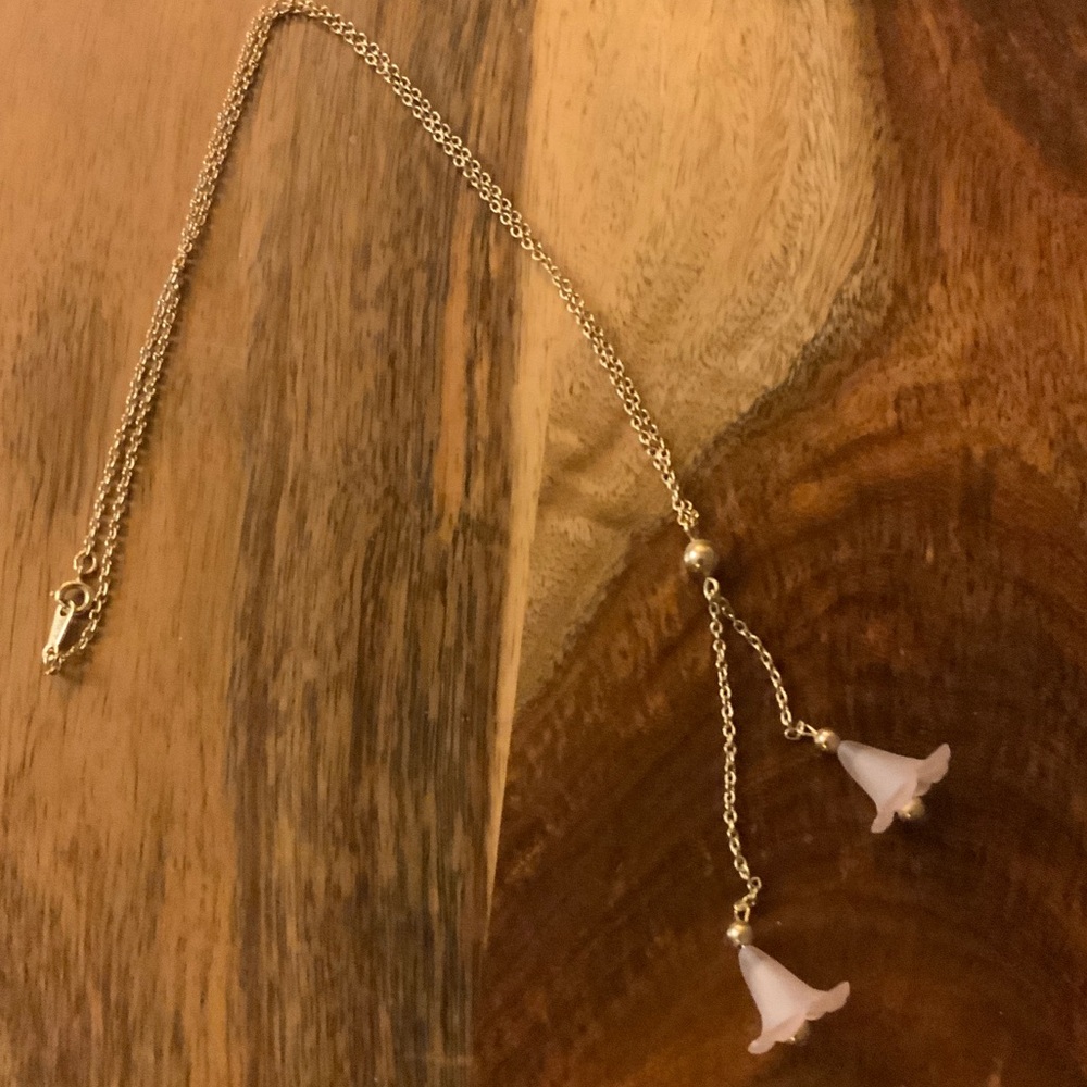 Vintage 1980’s Avon Charming Gold and Pink Calla Lily Chain Necklace